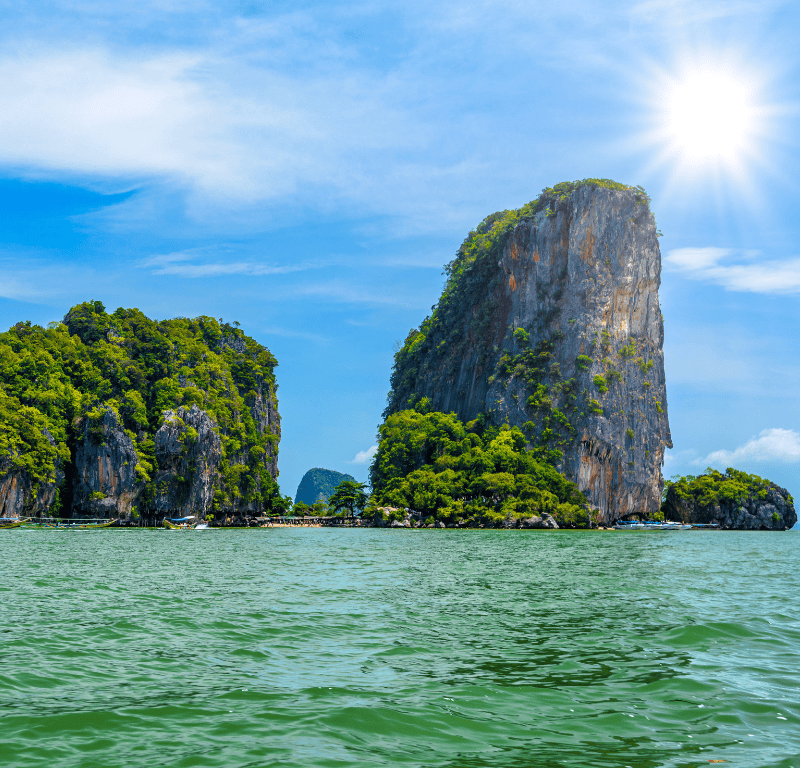 James bond island region