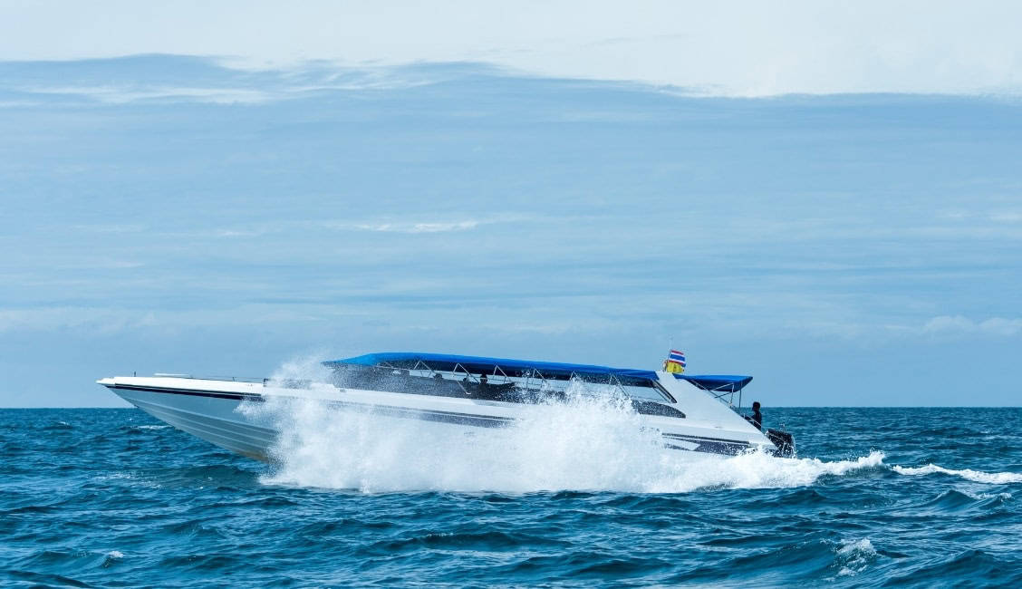 A speedboat day trip is loads of fun and a thrilling ride