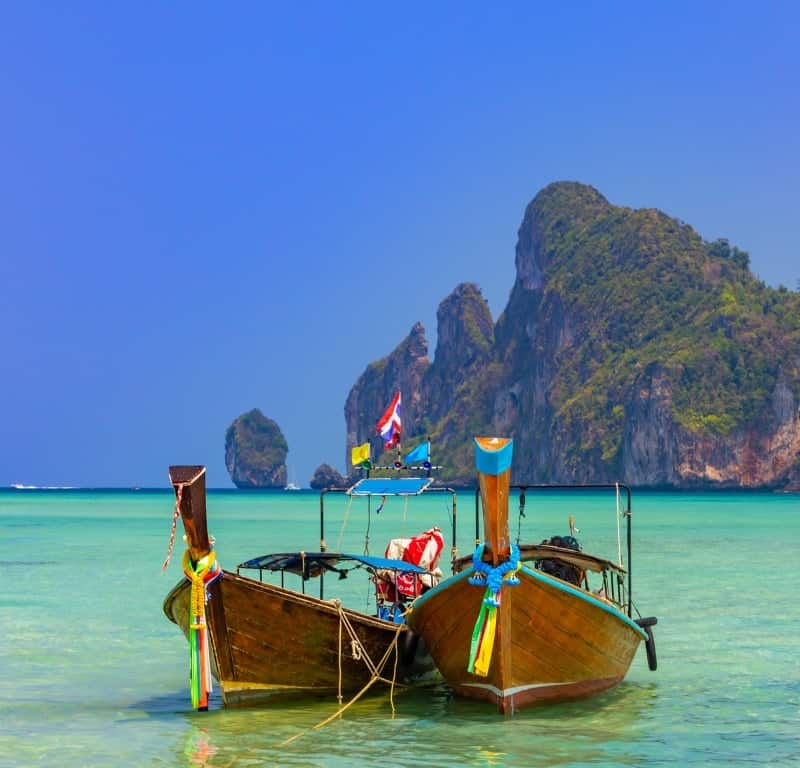 Boat taxi by traditional longtail